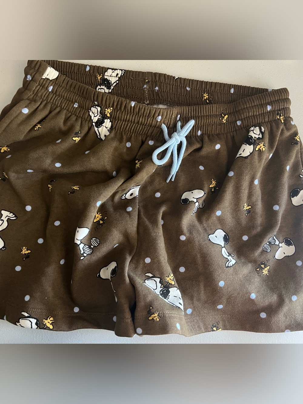 Peanuts snoopy shorts size L